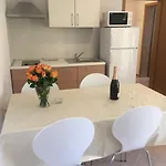 Svjetionik Апартаменты Умаг