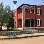 Svjetionik Апартаменты Умаг