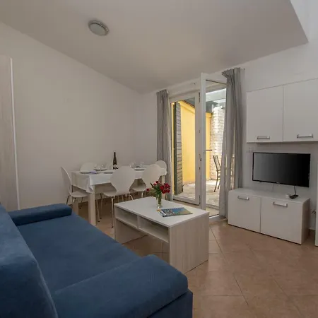 Apartment Apartmani Svjetionik *